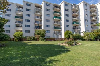 Apartment / Flat For Sale in Wynberg Upper, Cape Town