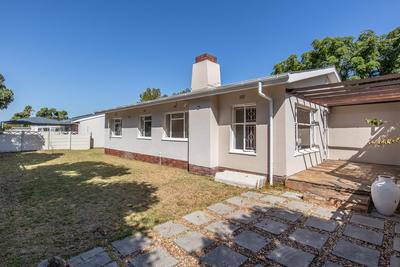 House For Sale in Kirstenhof, Cape Town
